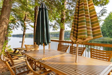 12 Paradise Cove Clifton ME 04428