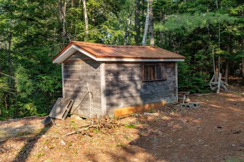 12 Paradise Cove Clifton ME 04428