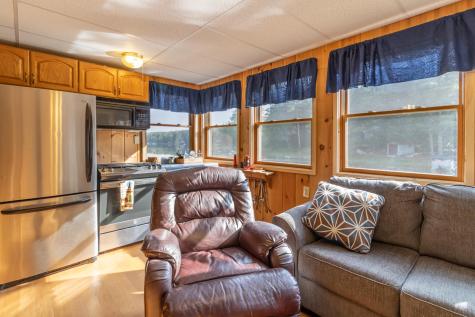 12 Paradise Cove Clifton ME 04428