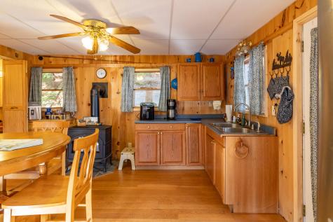 12 Paradise Cove Clifton ME 04428