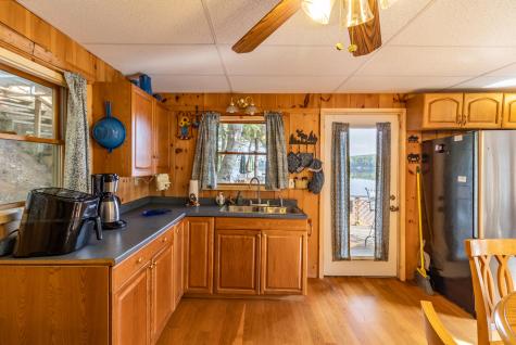12 Paradise Cove Clifton ME 04428