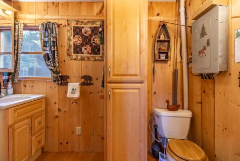 12 Paradise Cove Clifton ME 04428