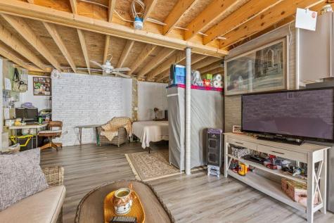 198 Senator Black Road Baldwin ME 04091