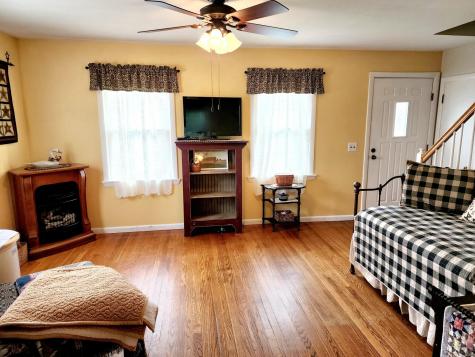 33 Olive Avenue Lewiston ME 04240