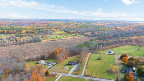 241 Allen Road Hebron ME 04238
