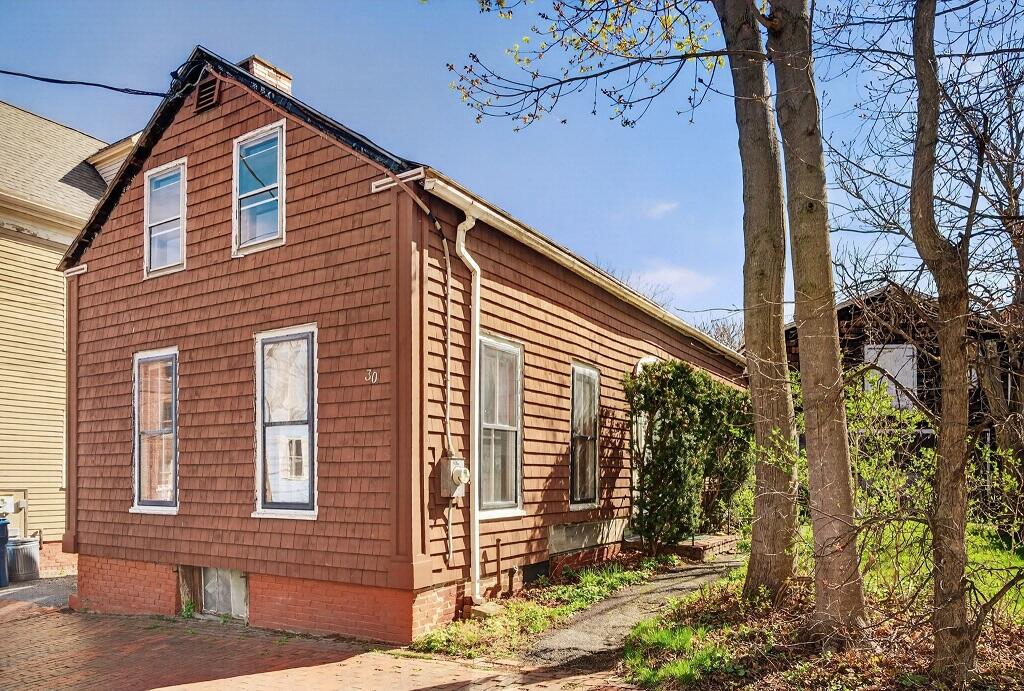 30 Dow Street Portland ME 04102