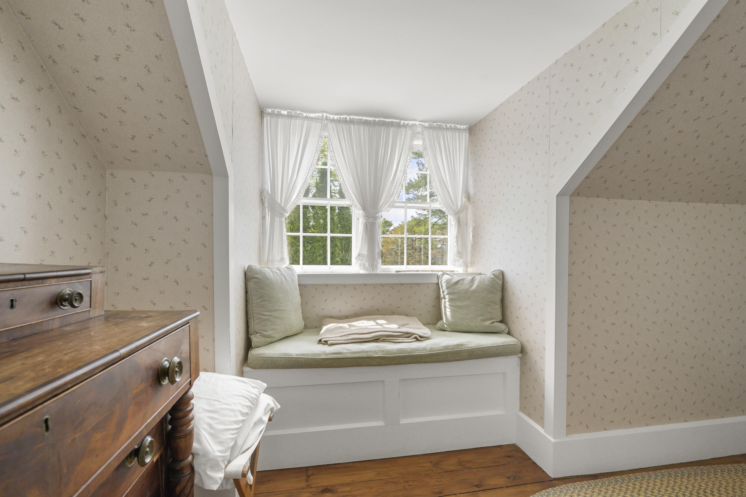 36 Pleasant Street Damariscotta ME 04553