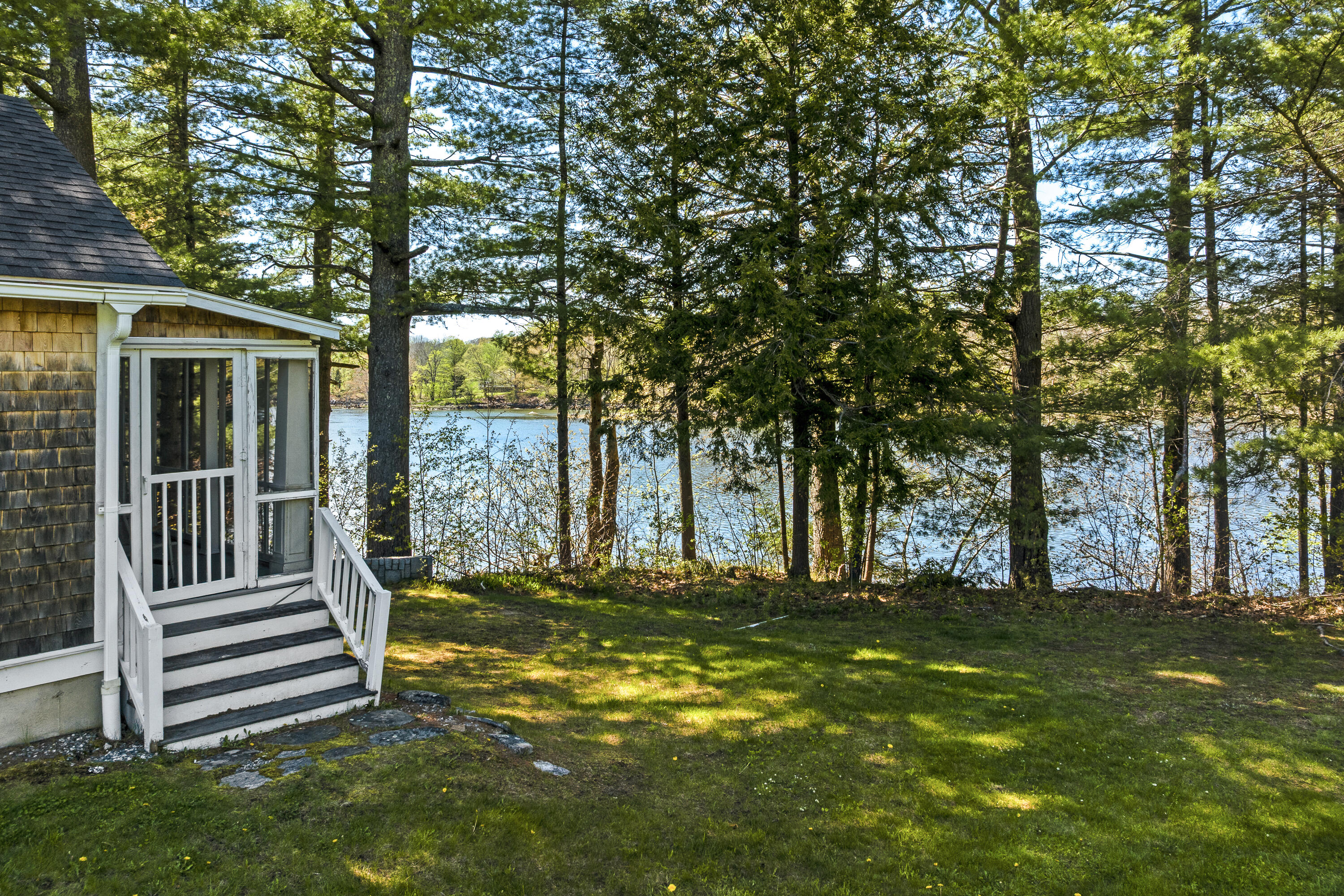 36 Pleasant Street Damariscotta ME 04553