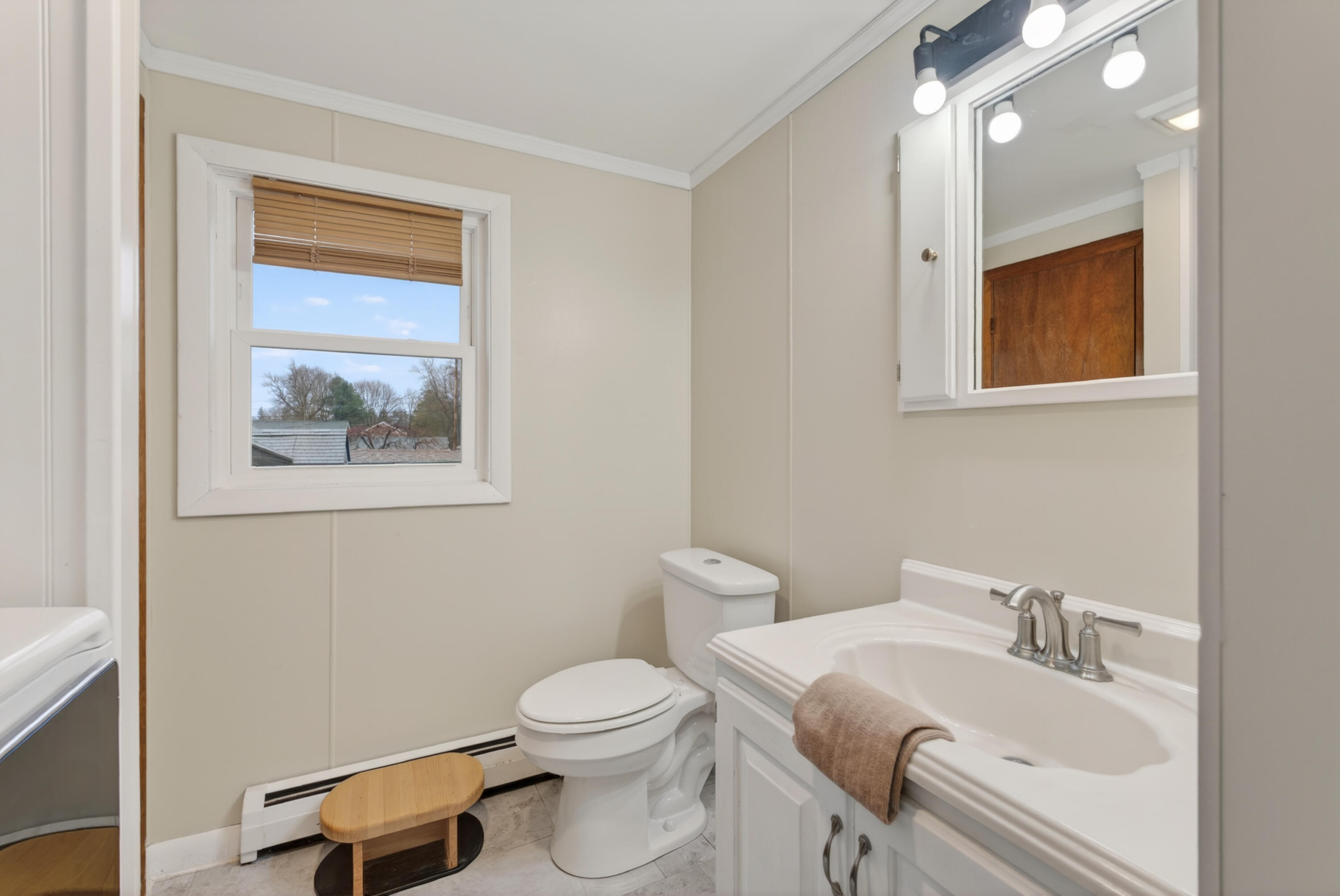 5 Linwood Avenue Augusta ME 04330