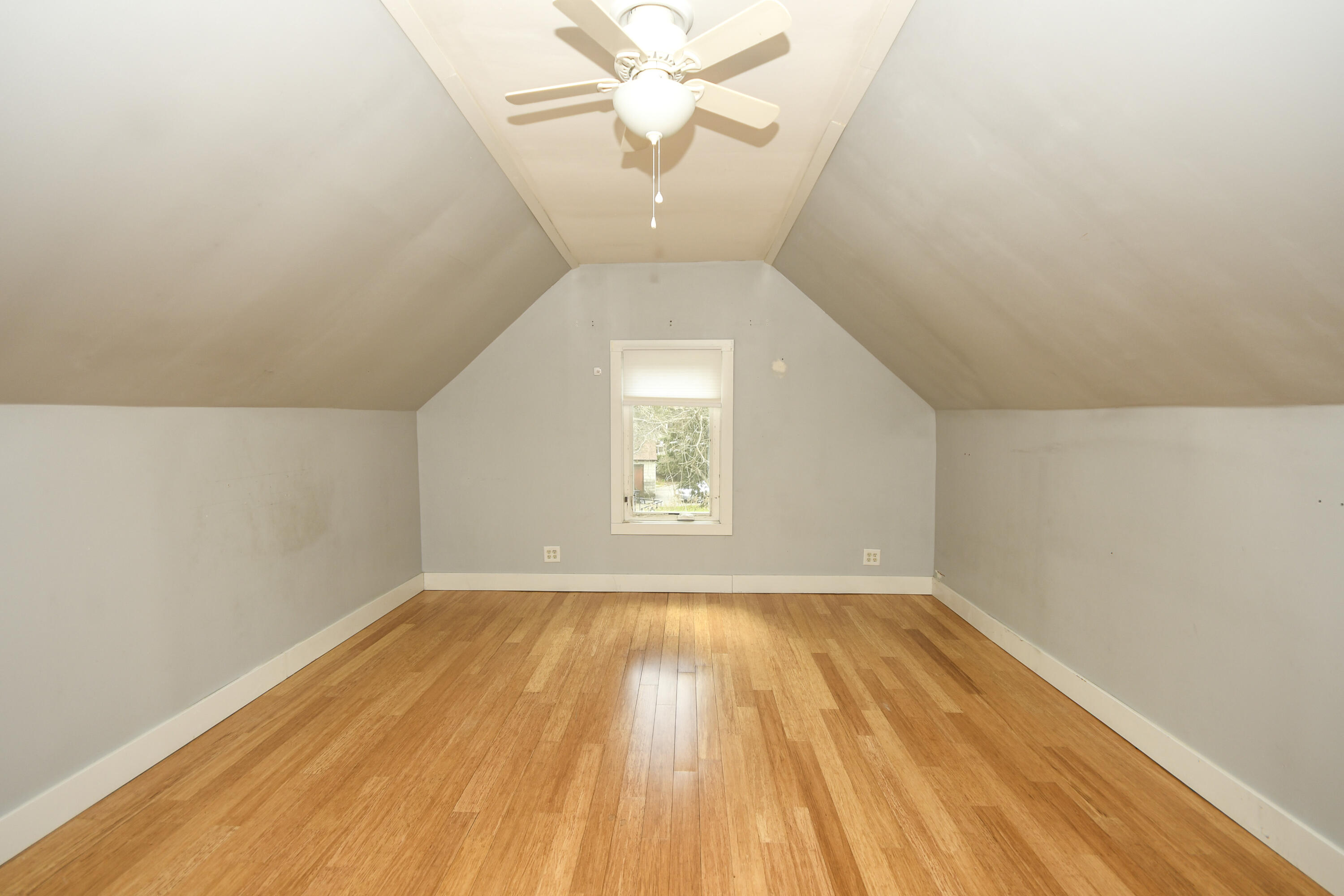 40 E Valentine Street Westbrook ME 04092