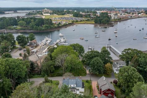 21 Old Ferry Lane Kittery ME 03904