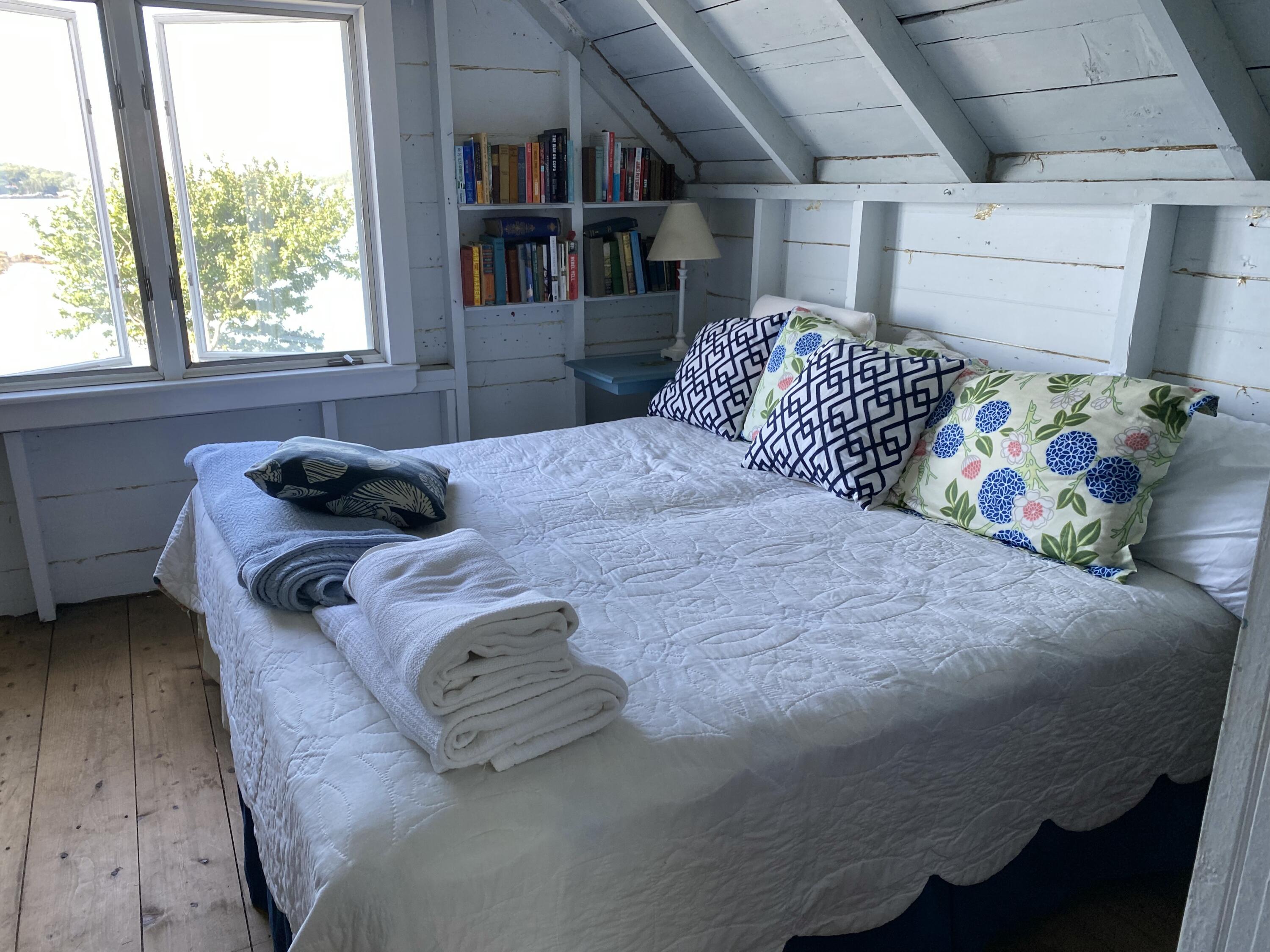 42 Thistle Lane Long Island ME 04050