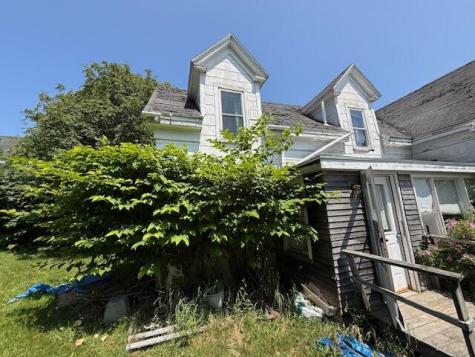 25 Pleasant Street Lubec ME 04652