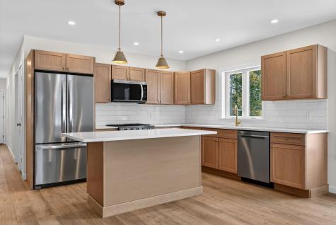 4 Brightons Way Poland ME 04274