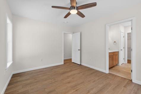 4 Brightons Way Poland ME 04274