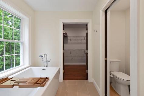 392 Sligo Road Yarmouth ME 04096