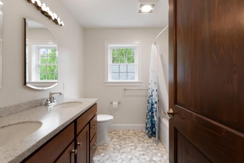 392 Sligo Road Yarmouth ME 04096