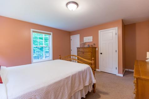 184 Yarmouth Road Gray ME 04039