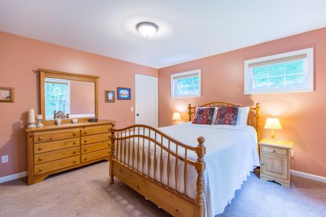 184 Yarmouth Road Gray ME 04039