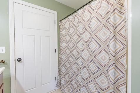 184 Yarmouth Road Gray ME 04039