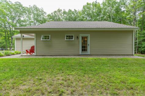184 Yarmouth Road Gray ME 04039