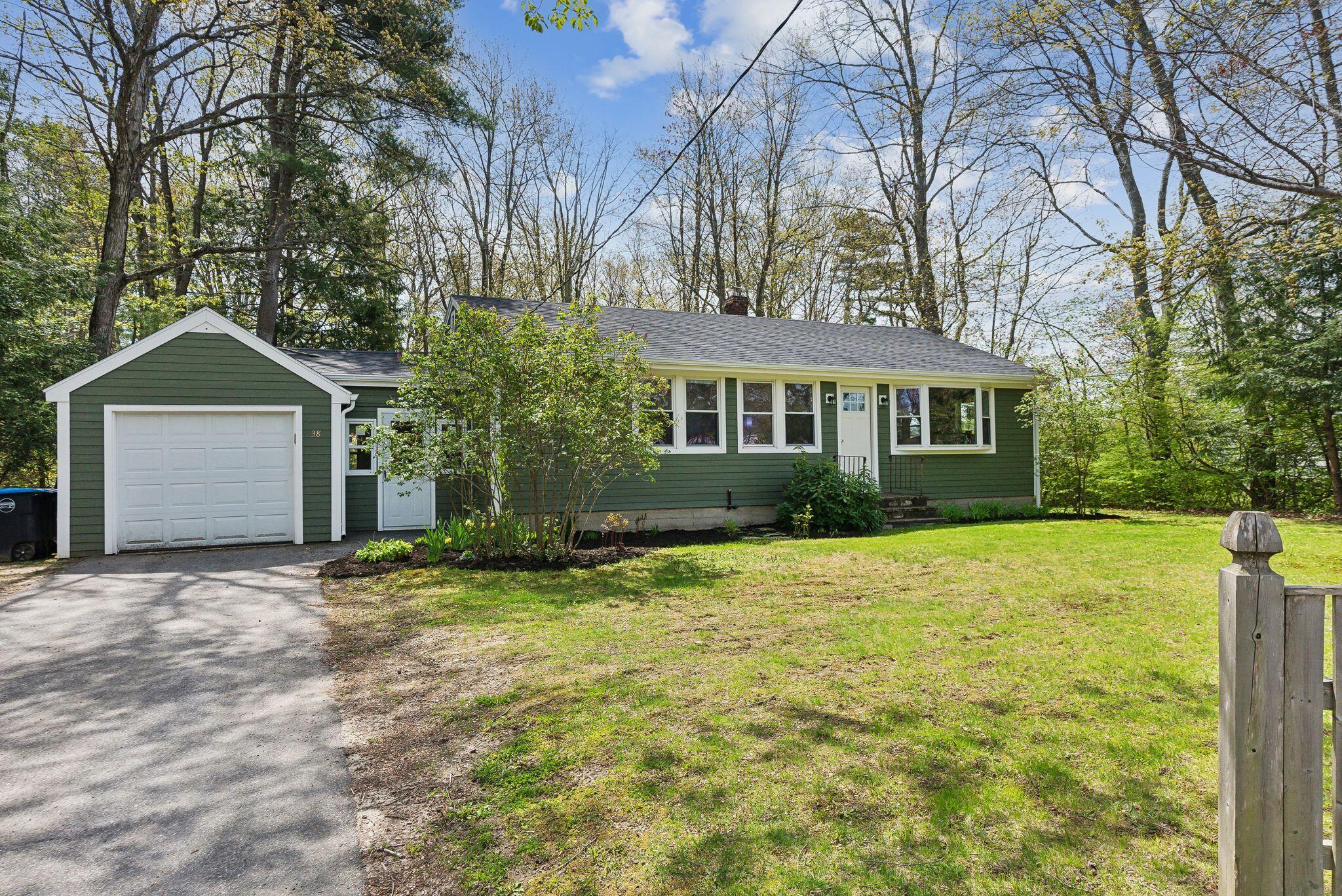 38 Falmouth Road Falmouth ME 04105