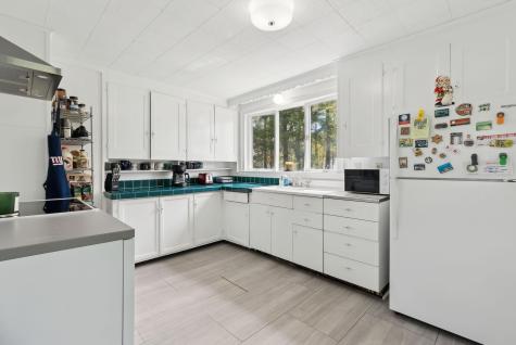 38 Falmouth Road Falmouth ME 04105