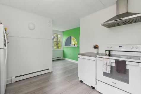 38 Falmouth Road Falmouth ME 04105