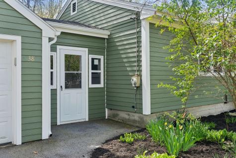 38 Falmouth Road Falmouth ME 04105