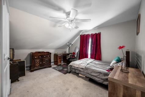 186 Warren Street Bangor ME 04401