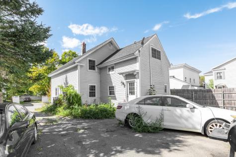 186 Warren Street Bangor ME 04401