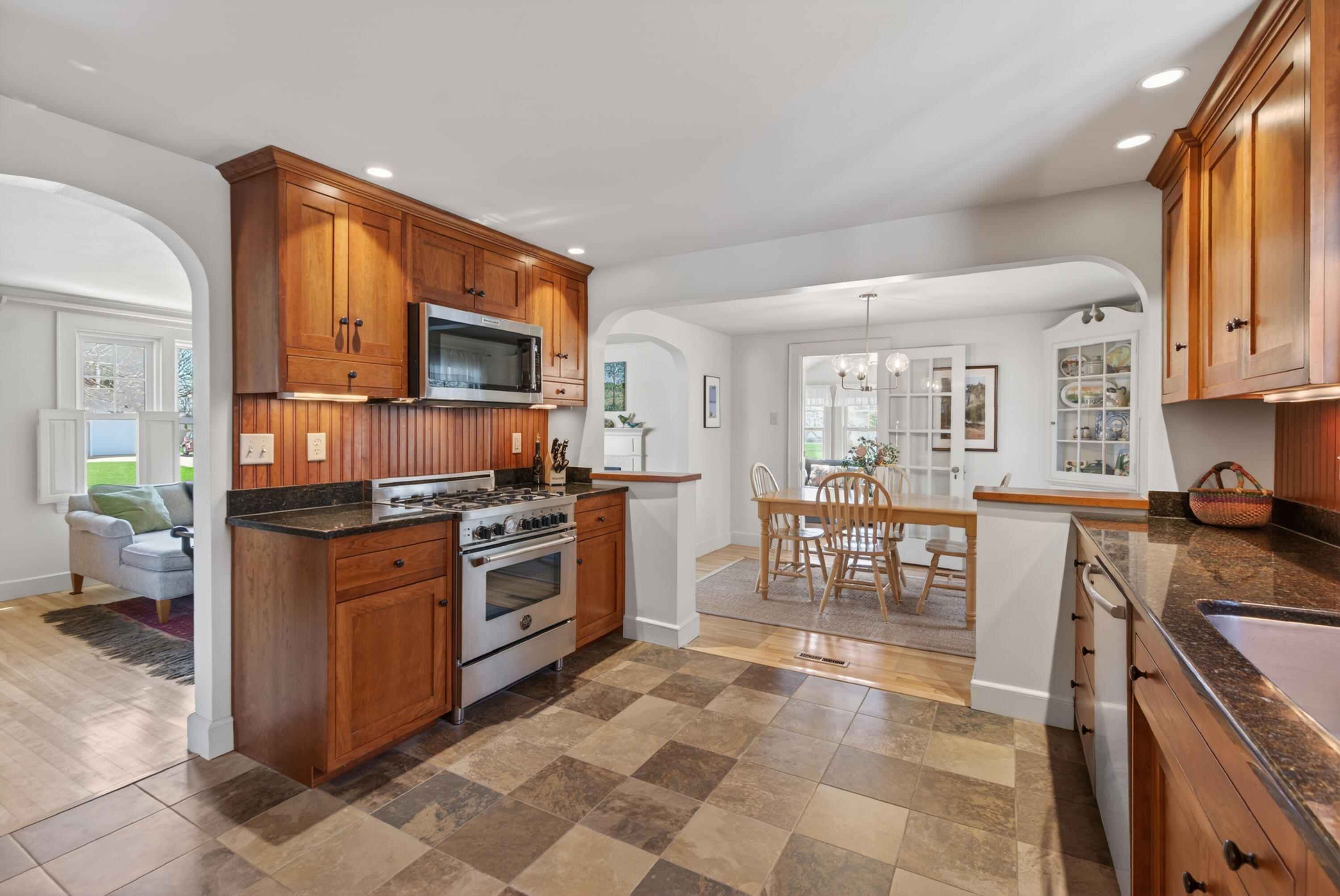 14 Hillview Road Gorham ME 04038