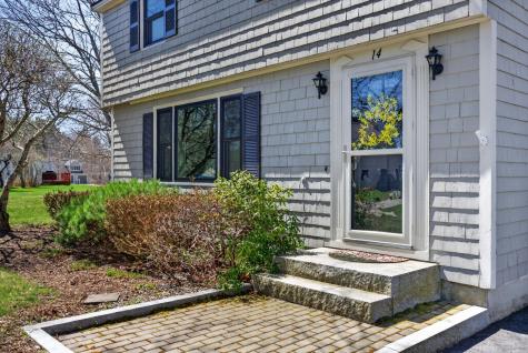 14 Hillview Road Gorham ME 04038
