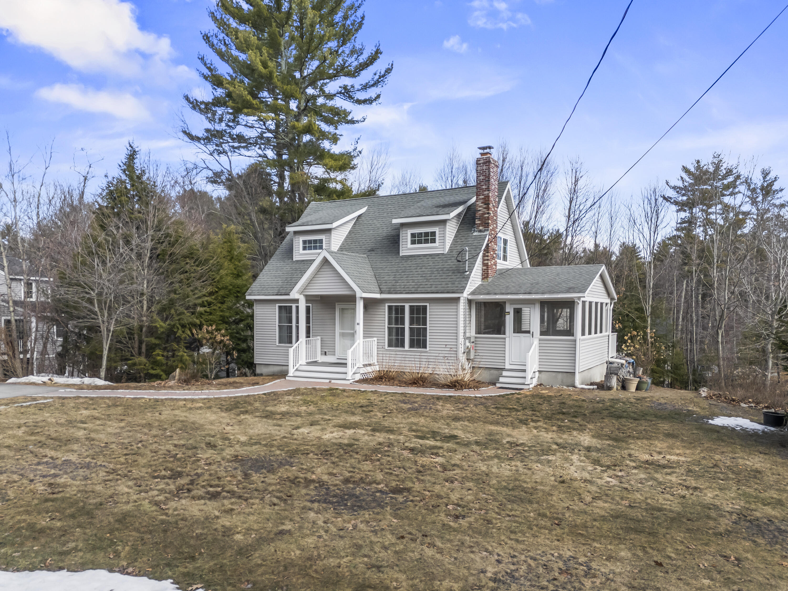 31 Beacon Street Extension York ME 03909