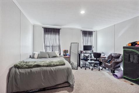 86 Mill Hill Road Vassalboro ME 04989