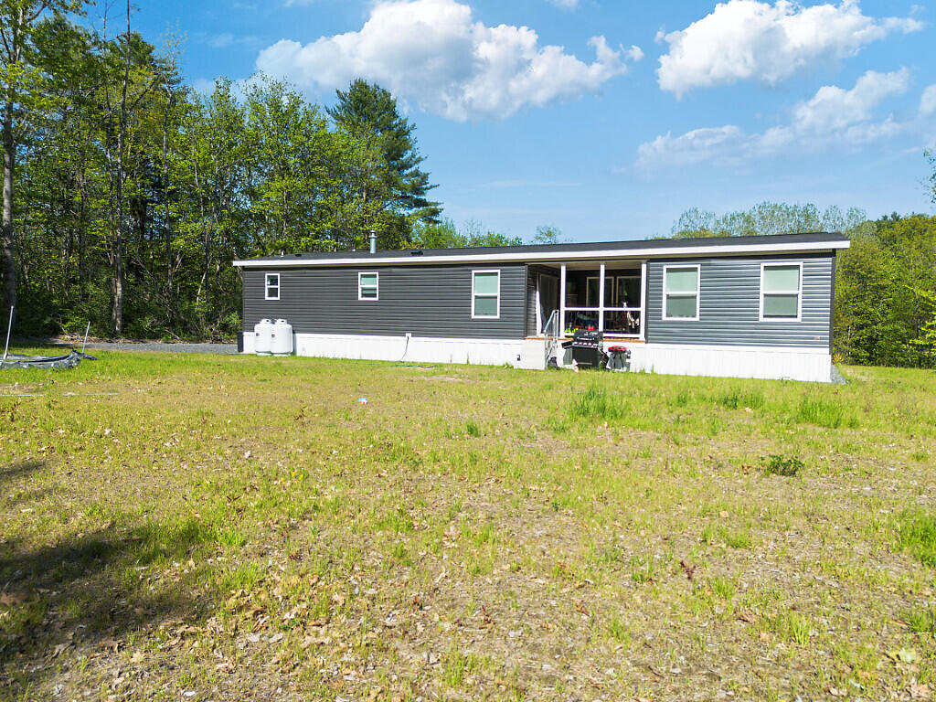 86 Mill Hill Road Vassalboro ME 04989