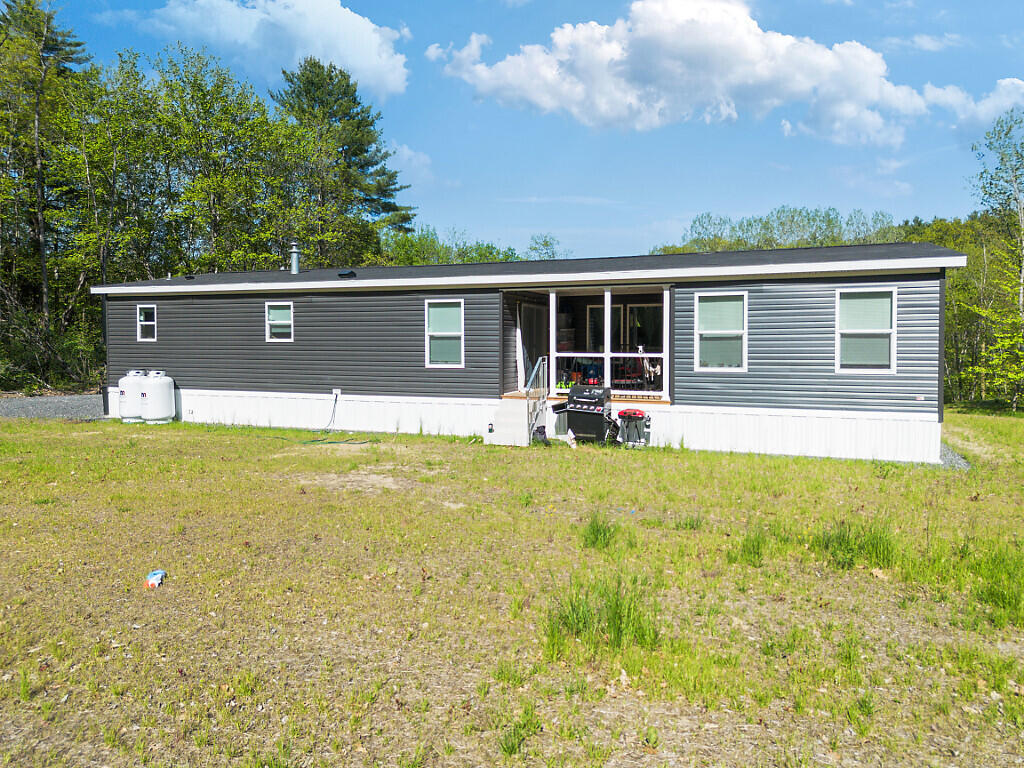 86 Mill Hill Road Vassalboro ME 04989