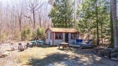 71 Luce Lane Hope ME 04847