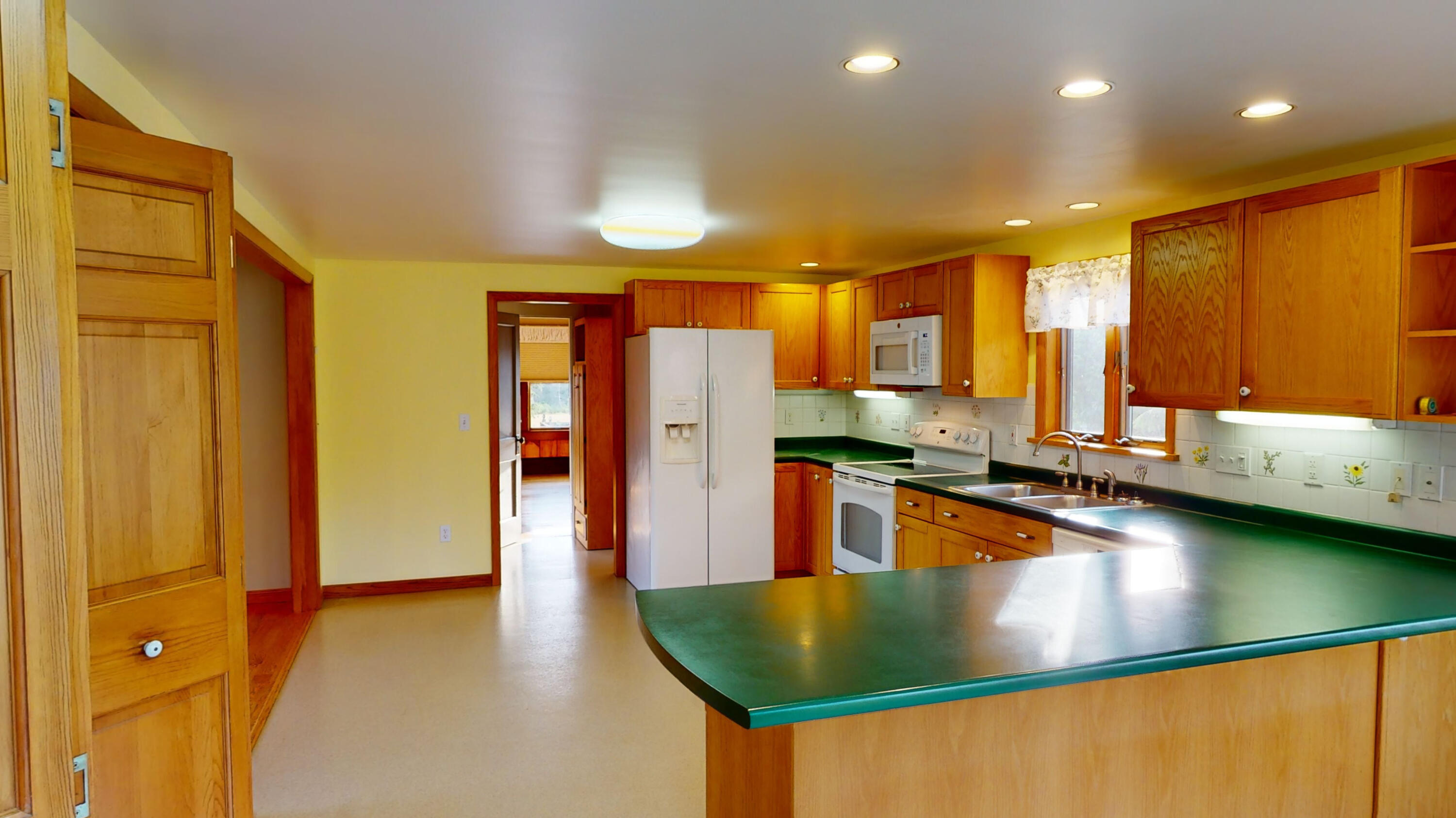 1039 Us Route 1 Jonesboro ME 04648