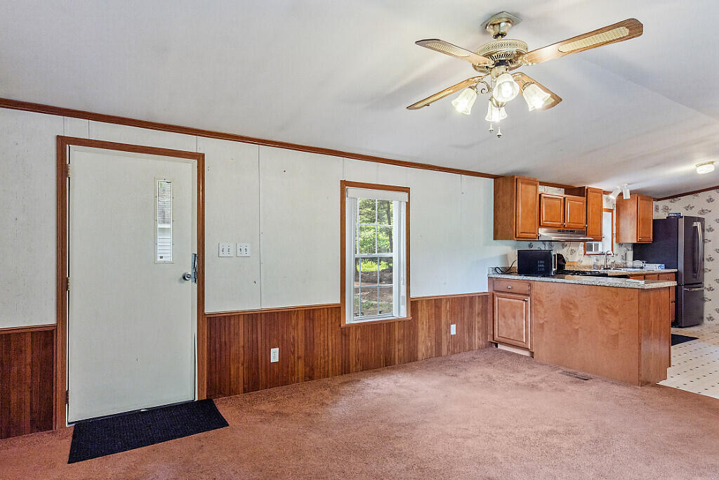 26 Rutabeggar Lane Farmingdale ME 04344