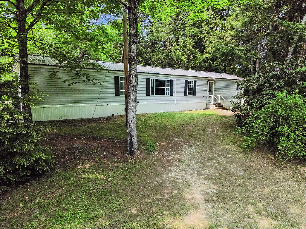 26 Rutabeggar Lane Farmingdale ME 04344