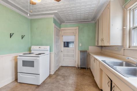 11 Russell Street Waterville ME 04901