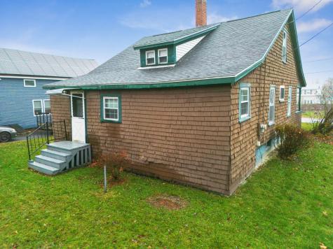 11 Russell Street Waterville ME 04901