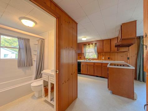 29 Eaton Drive Buxton ME 04093