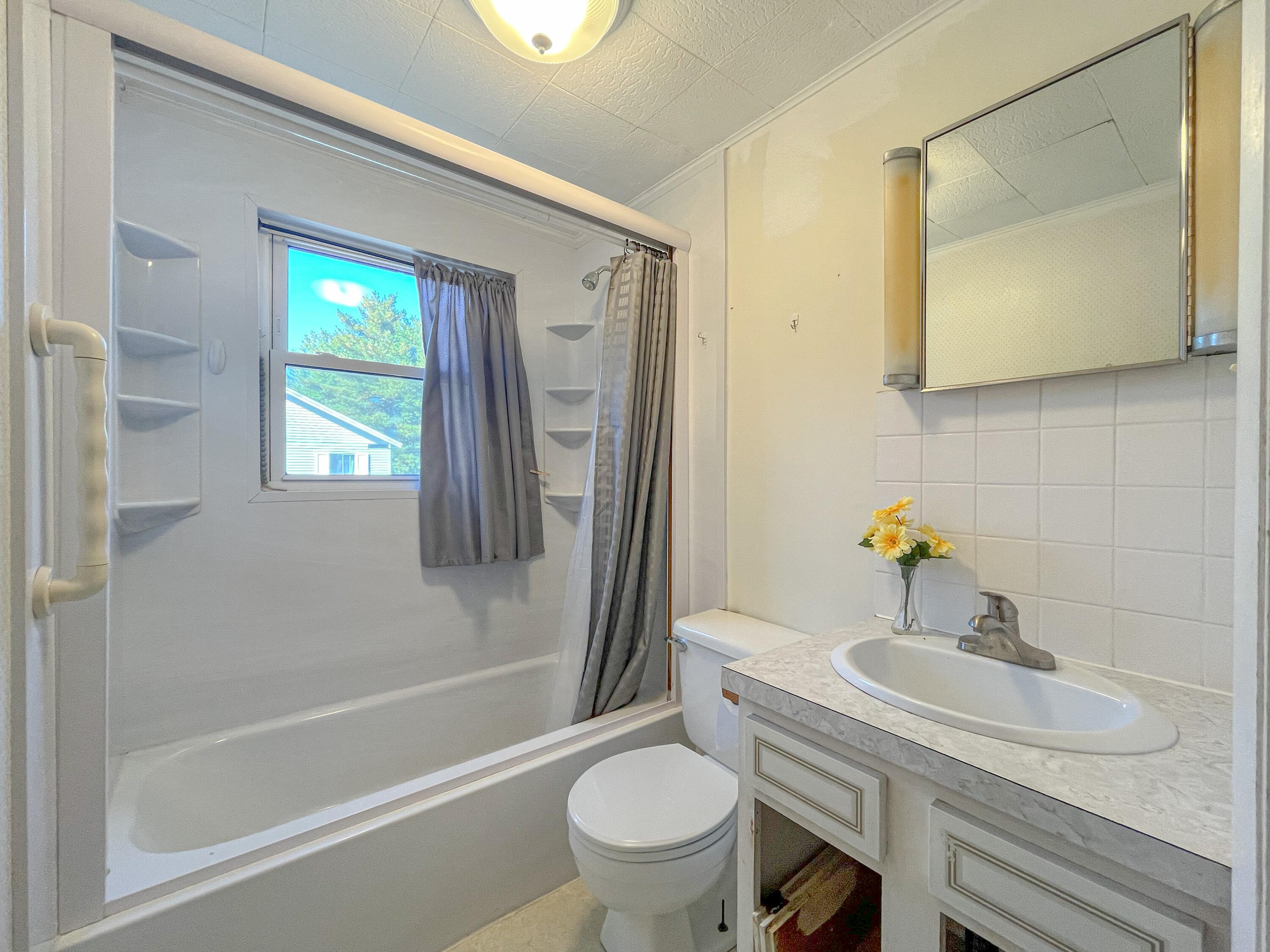 29 Eaton Drive Buxton ME 04093