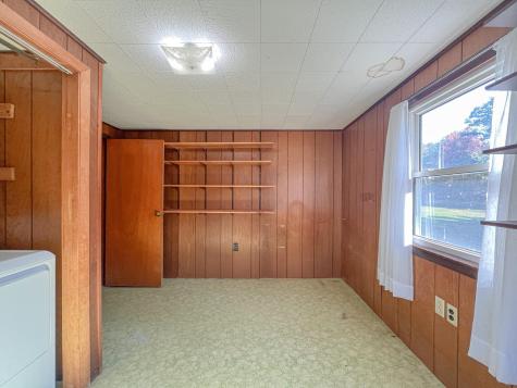 29 Eaton Drive Buxton ME 04093