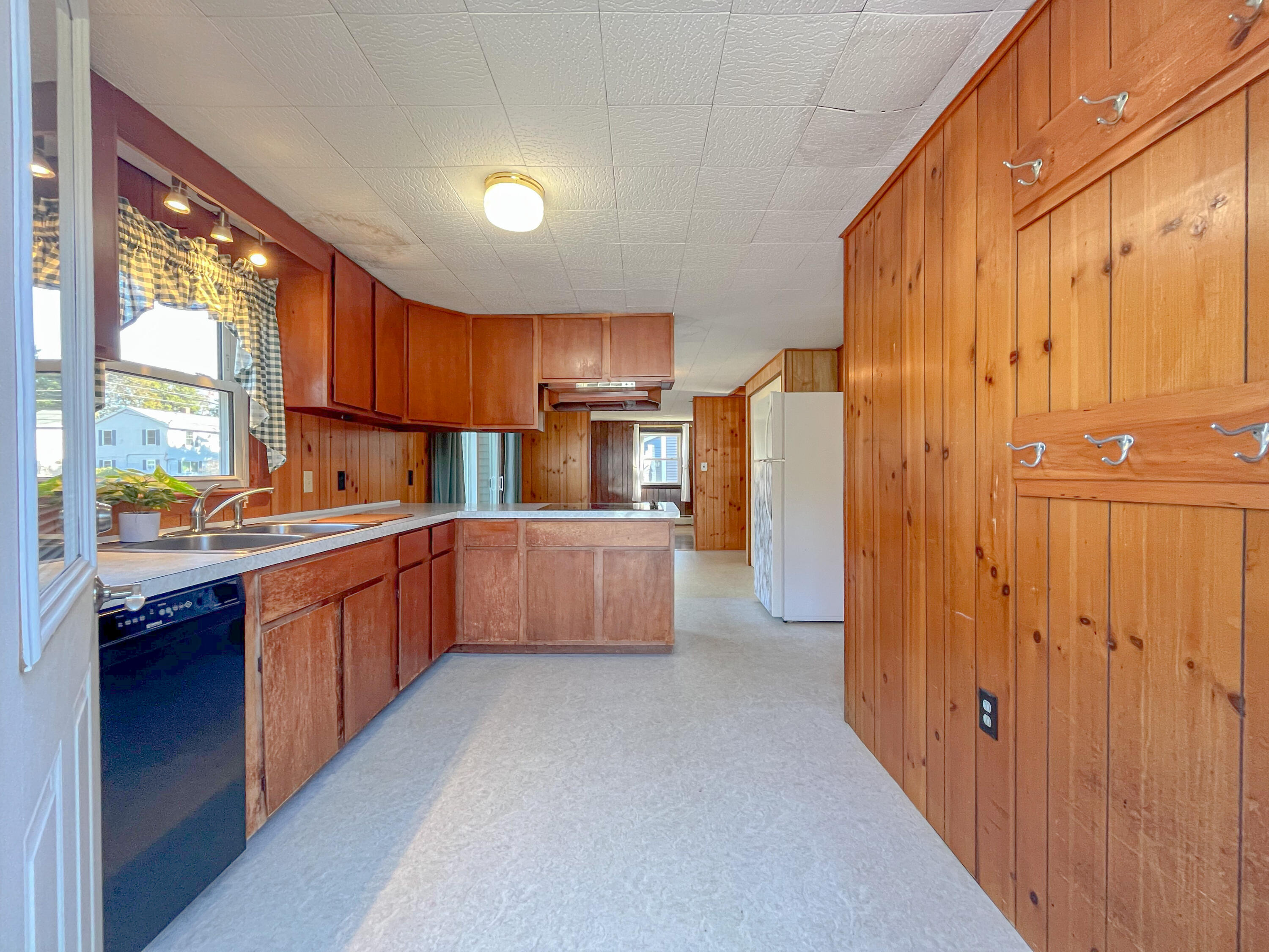 29 Eaton Drive Buxton ME 04093