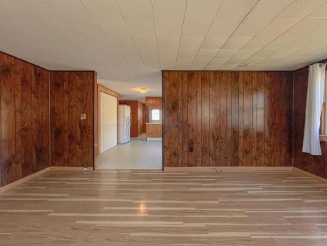 29 Eaton Drive Buxton ME 04093