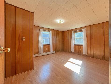 29 Eaton Drive Buxton ME 04093