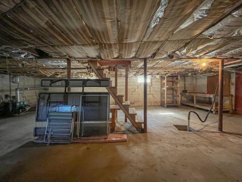 29 Eaton Drive Buxton ME 04093